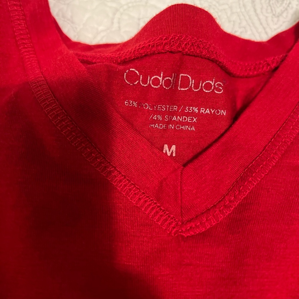 Men’s Cuddl Duds fleece bottom, cotton blend top PJs. Size Medium